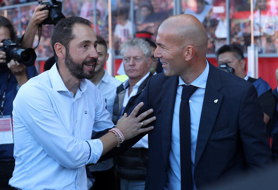 El Real Madrid cayó en su primera visita en la historia a Montilivi (2-1). El cuadro dirigido por Machín remontó el gol inicial de Isco con los tantos de Stuani y Portu.