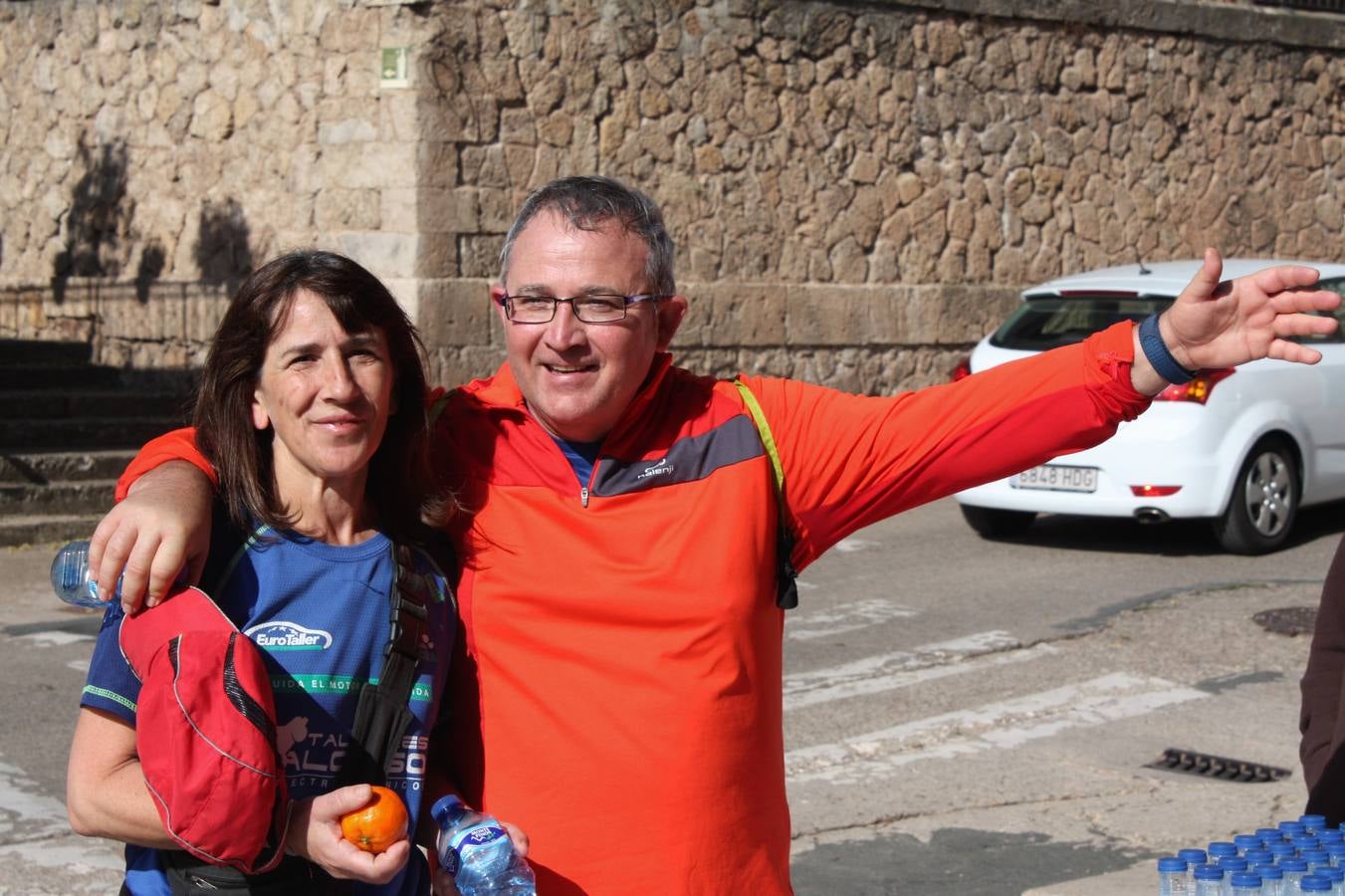 Unas 350 personas participan en la tercera Marcha del Camino del Rey