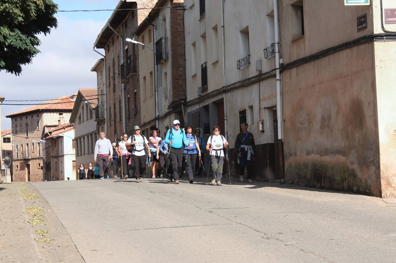 Unas 350 personas participan en la tercera Marcha del Camino del Rey