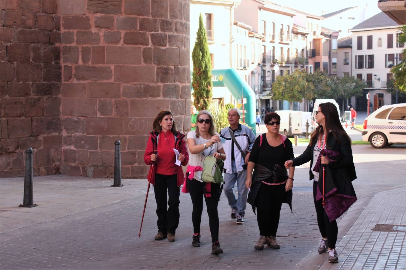 Unas 350 personas participan en la tercera Marcha del Camino del Rey