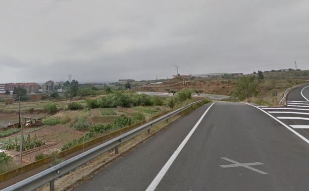 Confluencia entre la N-111 y Avenida de Navarrete, en Lardero