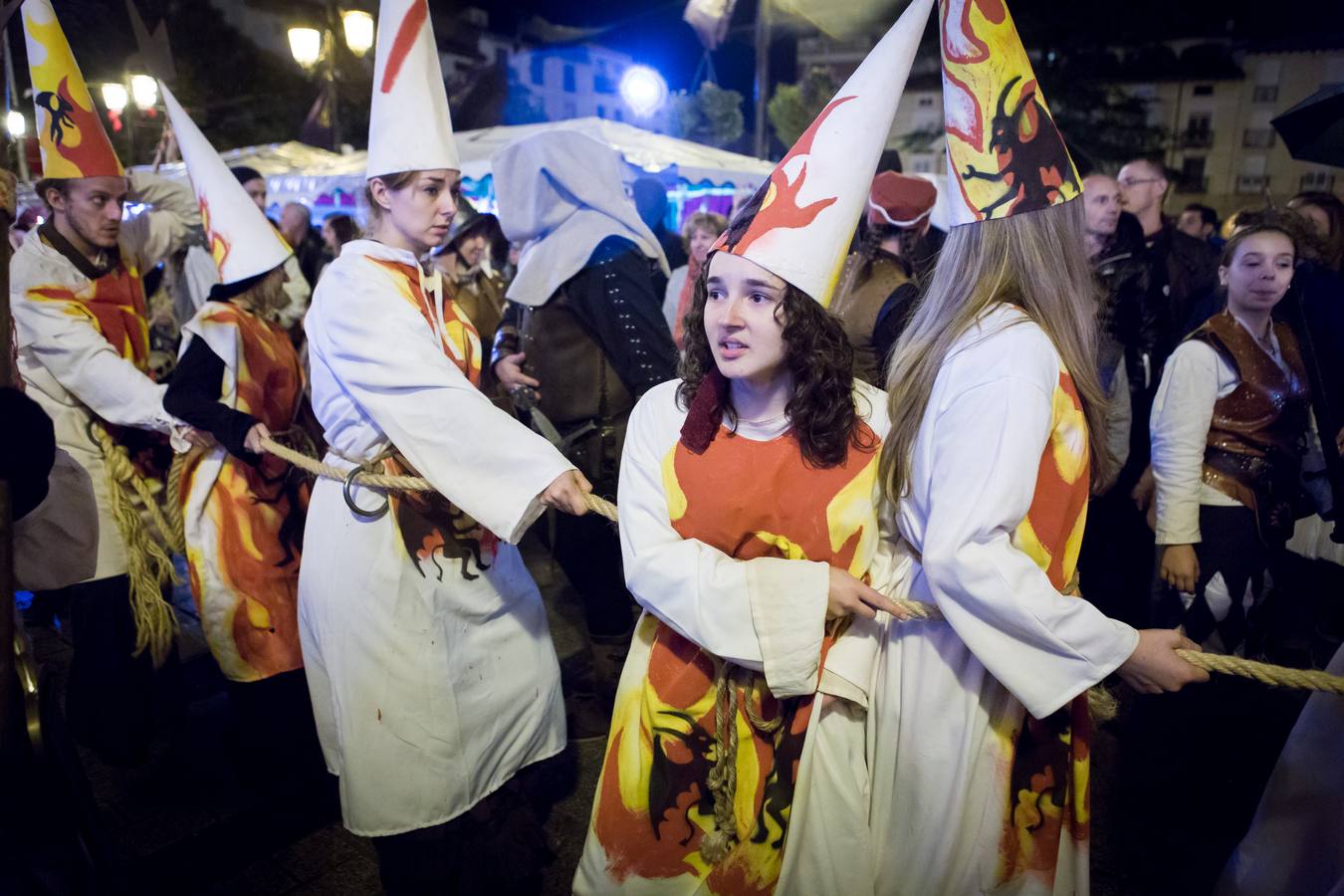 Logroño se llena de brujas para rememorar el auto de fe de 1610