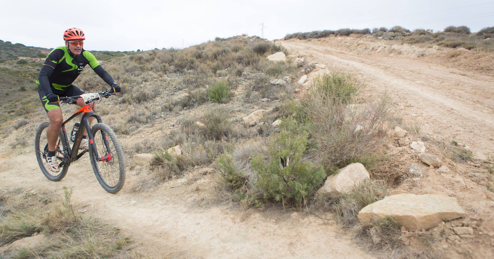 Cerca de 300 ciclistas participaron en la prueba