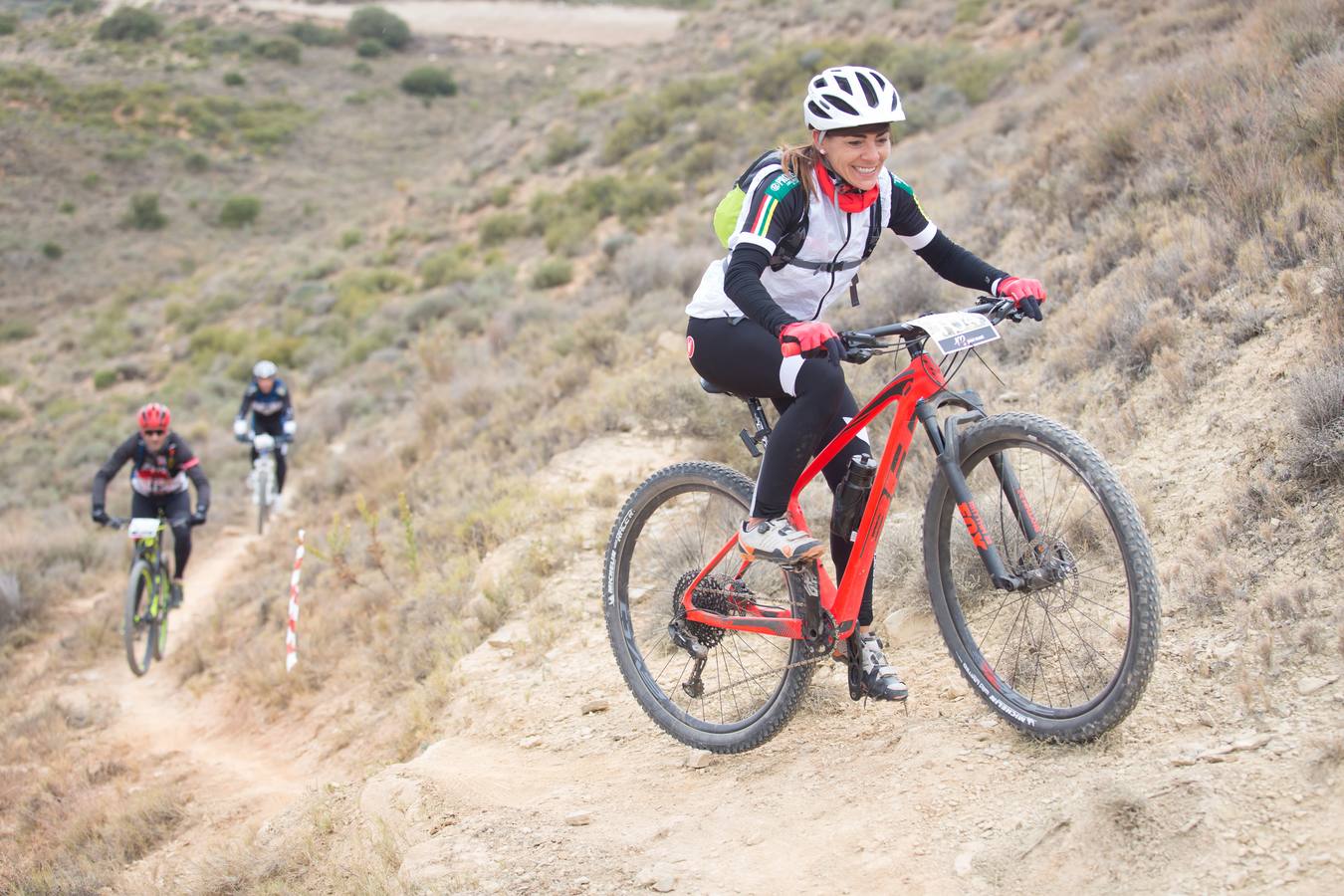 Cerca de 300 ciclistas participaron en la prueba