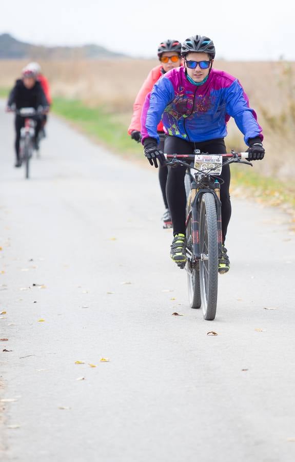 Cerca de 300 ciclistas participaron en la prueba