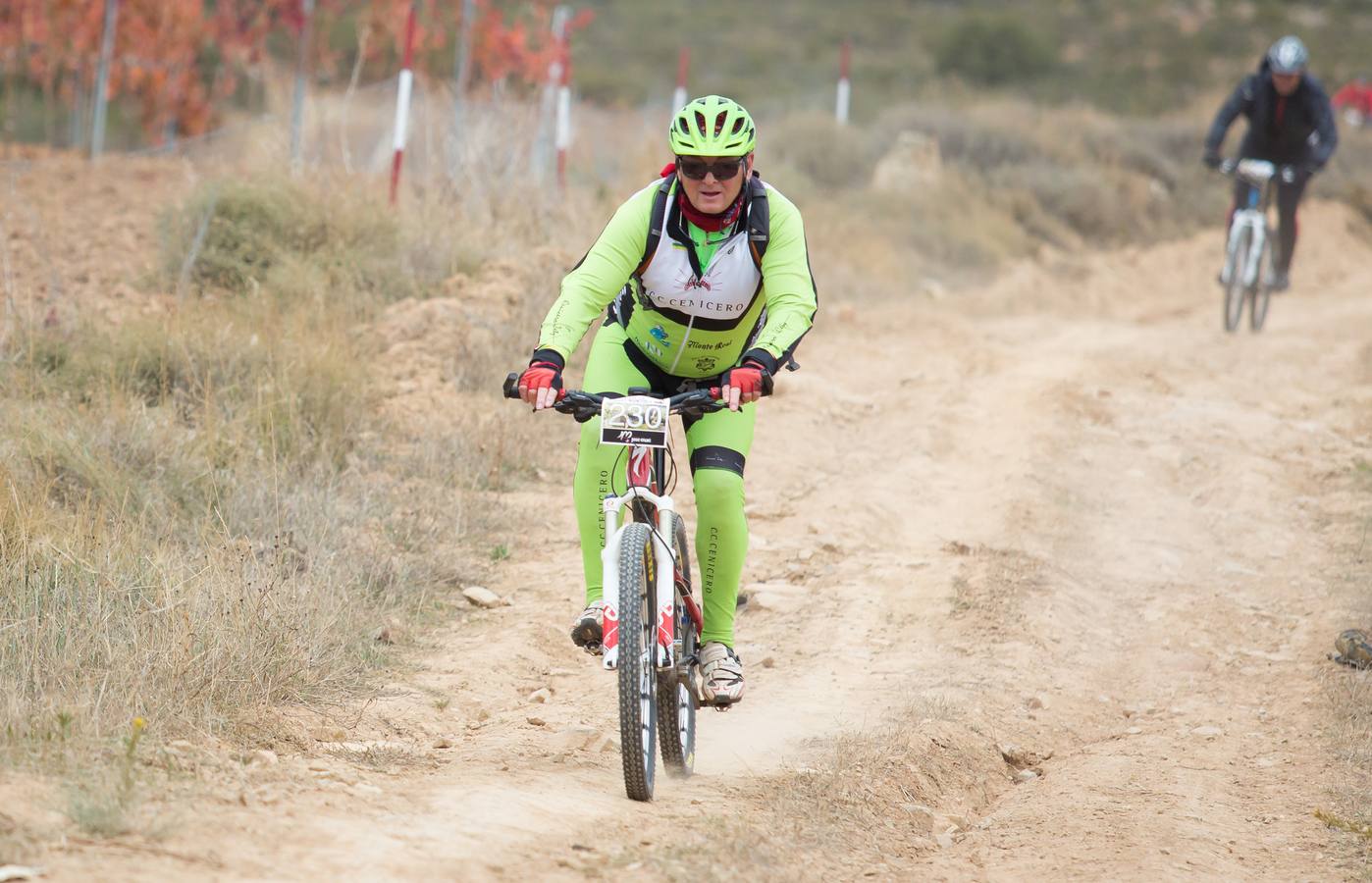 Cerca de 300 ciclistas participaron en la prueba