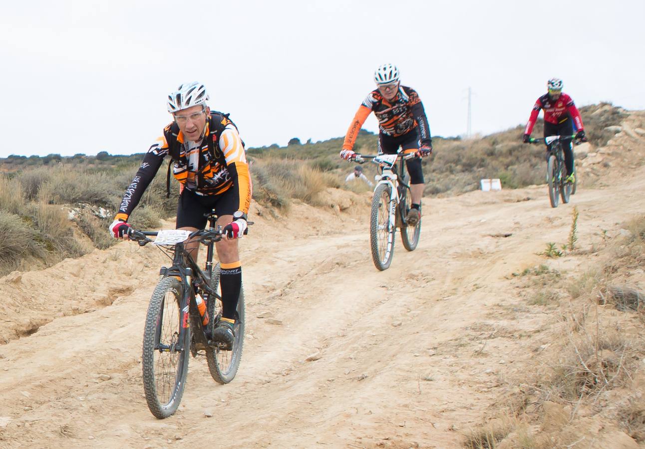 Cerca de 300 ciclistas participaron en la prueba