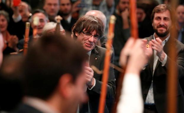 Puigdemont, en el acto que han organizado los alcaldes.