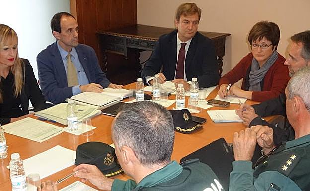Reunión en Alfaro para analizar las cifras delictivas en la localidad. 