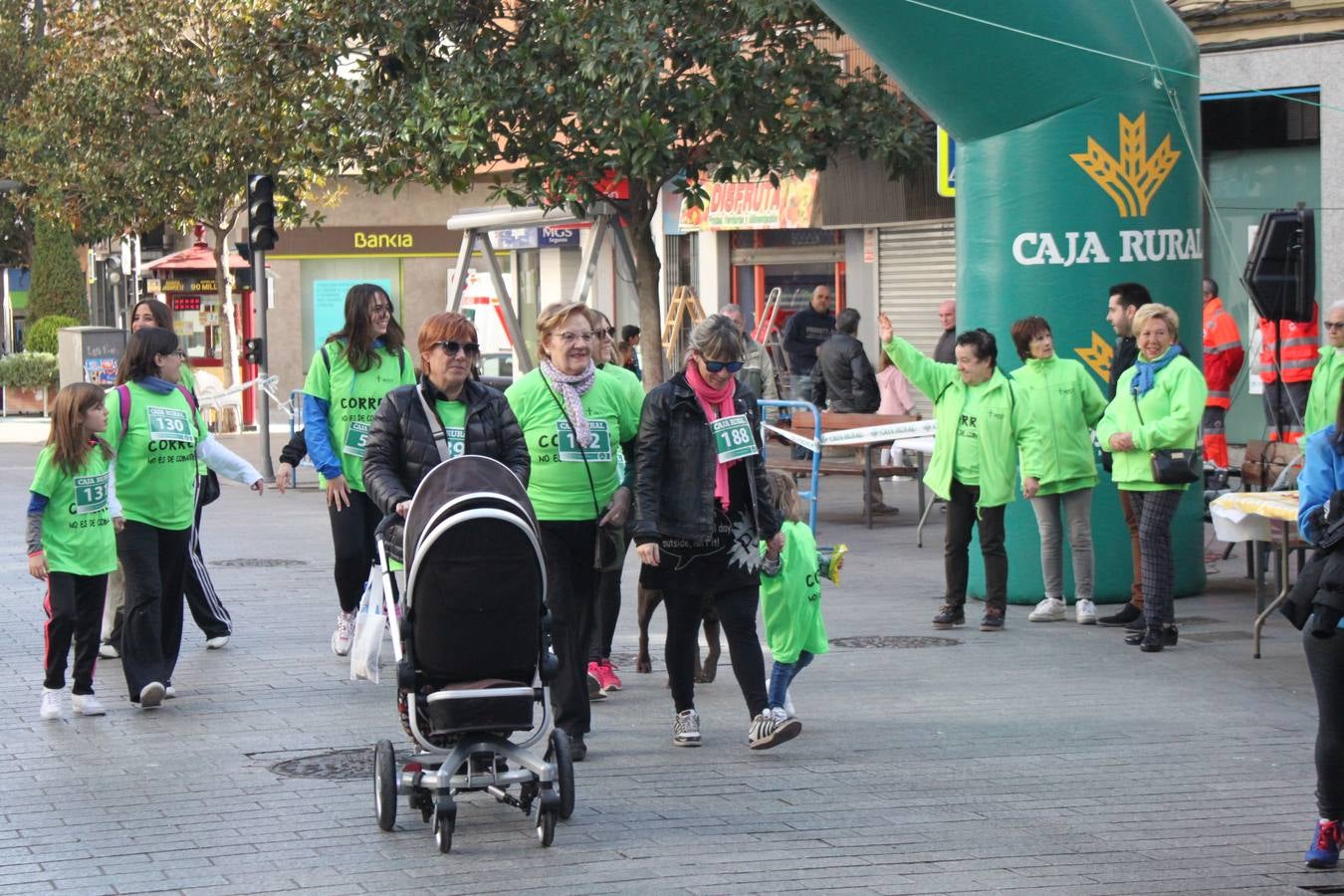 Mucha participación en la carrera contra el cáncer que se celebró en Arnedo.