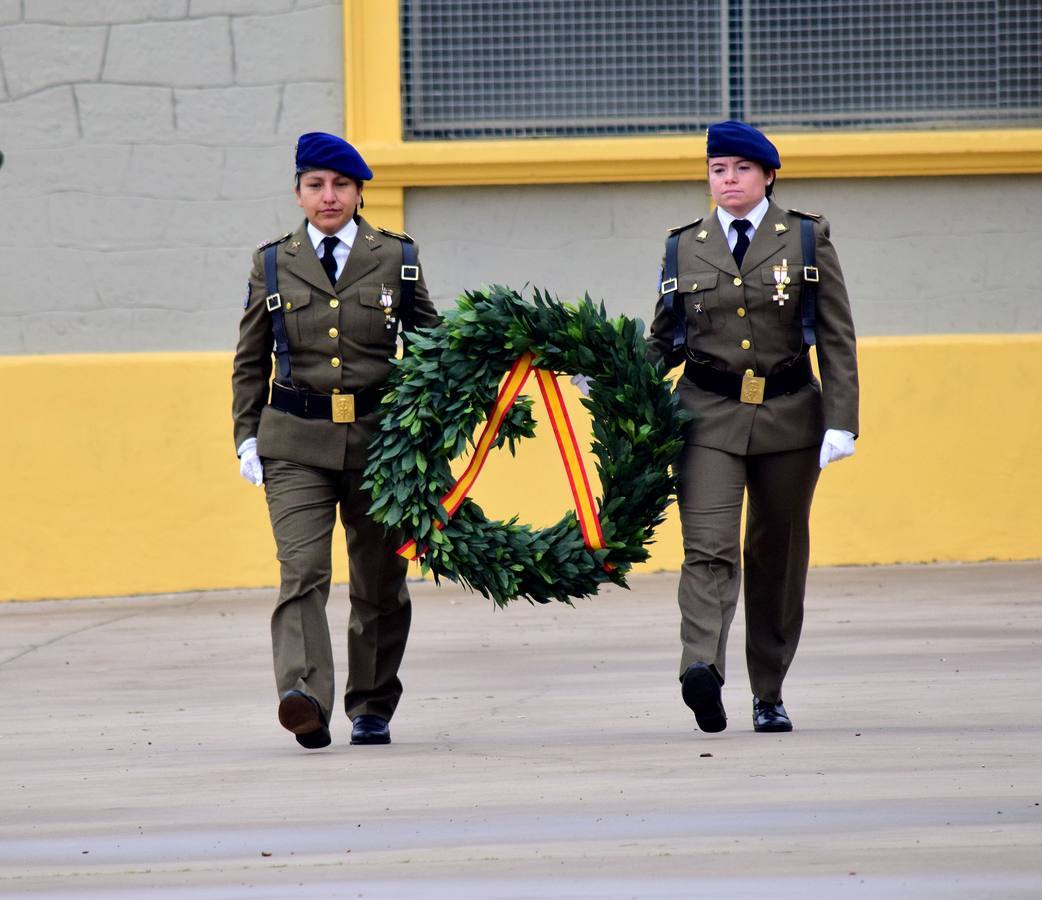 En este acto se han entregado diferentes distinciones a los militares que han desarrollado su trabajo en este batallón a lo largo de más de cuatro décadas, en las que han participado en diferentes misiones internacionales y ahora cuenta con los siete helicópteros más modernos del Ejército, que serán once en 2018