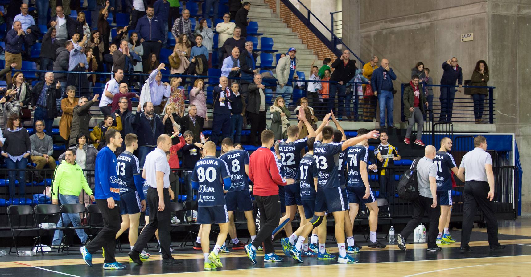 Las imágenes del partido en el que los franjivino se despidieron de la Copa EHF