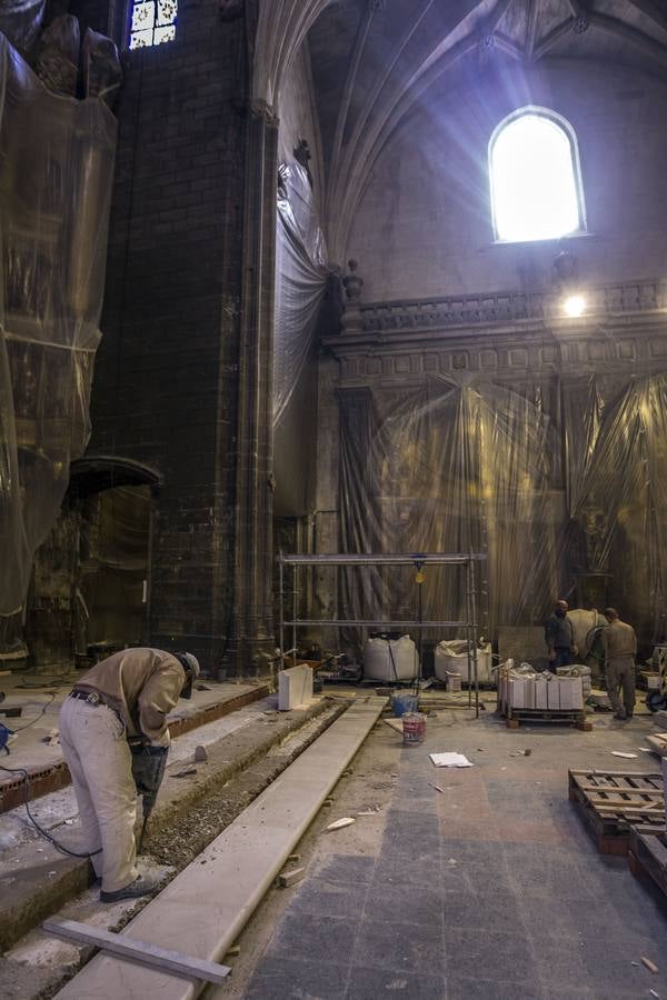 El templo logroñés reforma su presbiterio para vovler al estado anterior a las reformas de los años 50