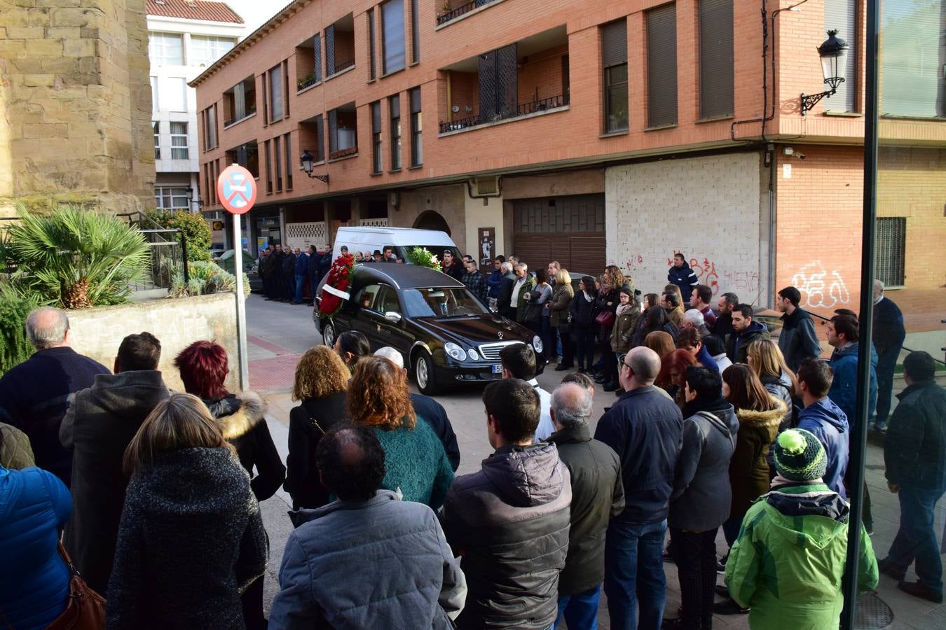 Villamediana despidió con emoción a Jesús Ruiz Bastida. El pelotari de 54 años, que logró la plata olímpica en Barcelona'92, falleció el pasado viernes tras una larga enfermedad