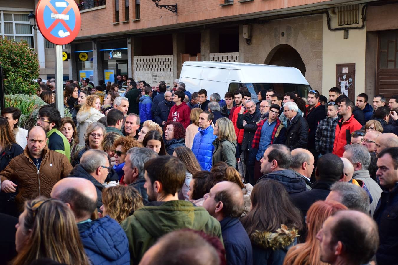 Villamediana despidió con emoción a Jesús Ruiz Bastida. El pelotari de 54 años, que logró la plata olímpica en Barcelona'92, falleció el pasado viernes tras una larga enfermedad