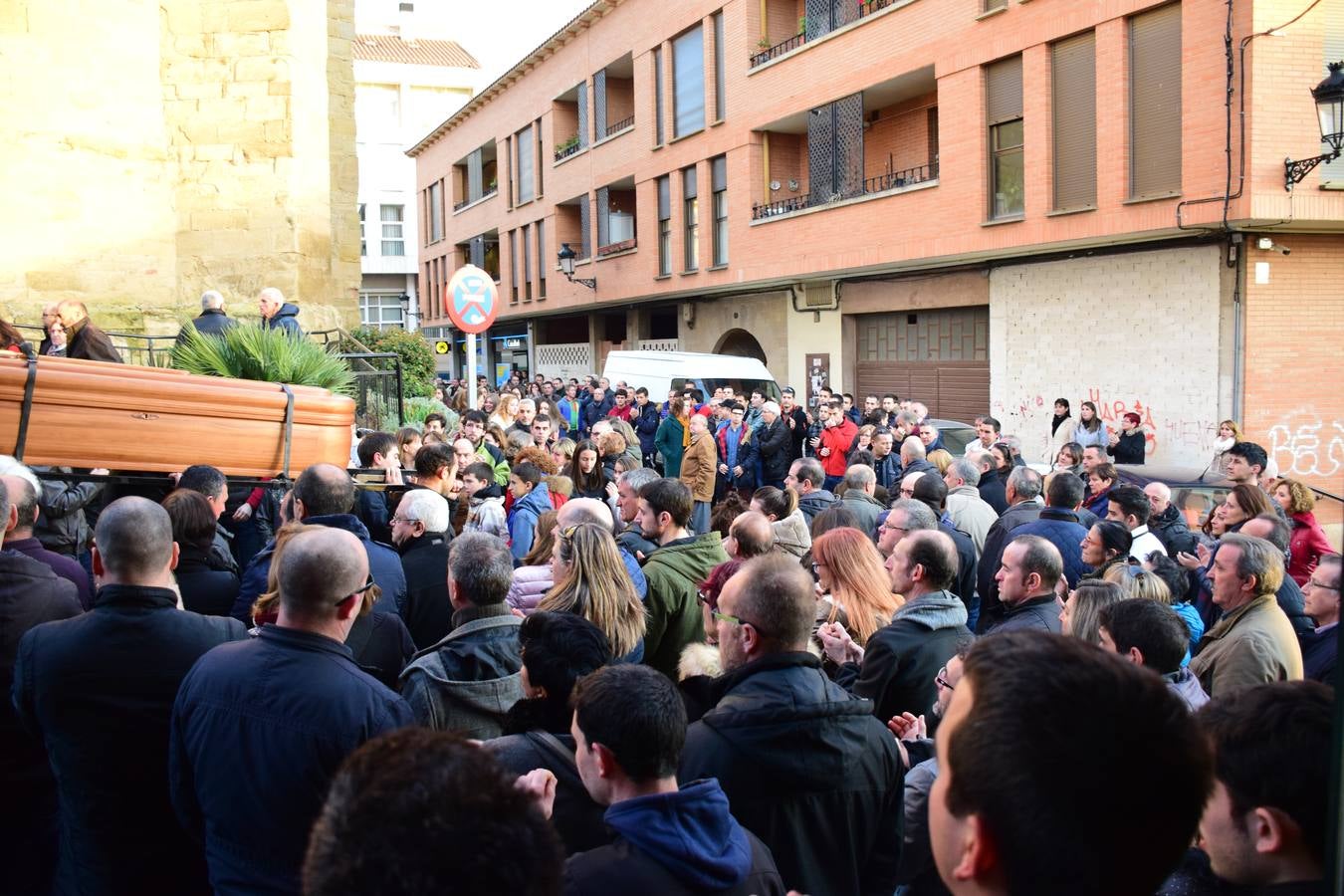 Villamediana despidió con emoción a Jesús Ruiz Bastida. El pelotari de 54 años, que logró la plata olímpica en Barcelona'92, falleció el pasado viernes tras una larga enfermedad