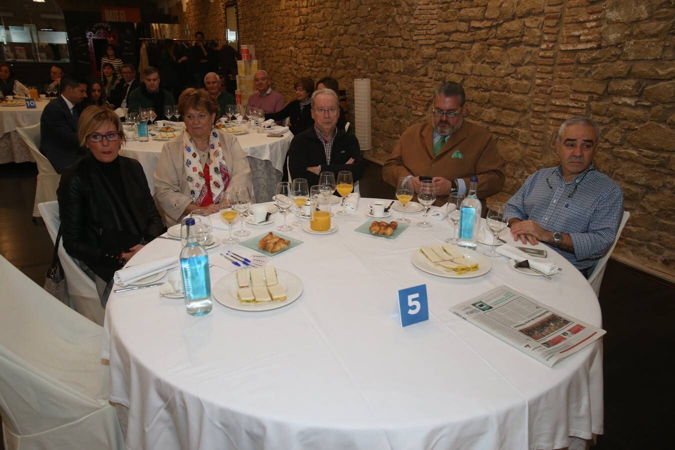 El experto del BBVA ofrece una charla en Bodegas Franco Españolas