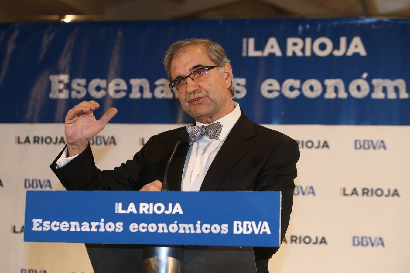 El experto del BBVA ofrece una charla en Bodegas Franco Españolas