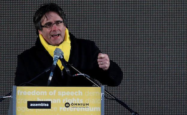 Puigdemont da un mitin en Bruselas. 