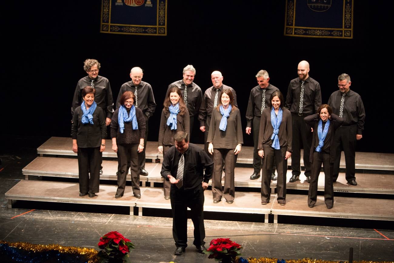 El coro H2Voz, de Logroño, ganó el 27 certamen nacional de villancicos en el Teatro Avenida