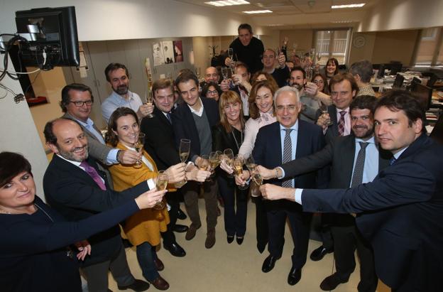 Tradicional brindis navideño de los representantes institucionales en Diario LA RIOJA.