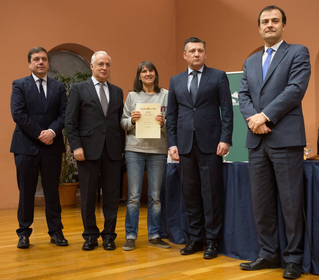 Un total de 57 alumnos y 15 coordinadores y profesores delegados de La Rioja han sido reconocidos hoy como destacados por su "de excelencia académica"