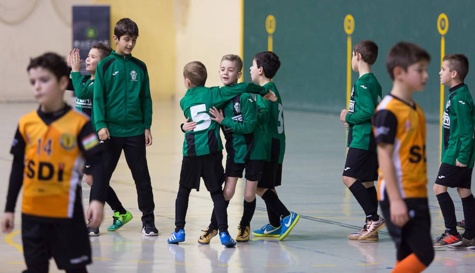 El equipo Villa de Murillo se alzó con el triunfo en el torneo Ángel de Vicente de Lardero. La cita continúa hoy con los jugadores del 2012