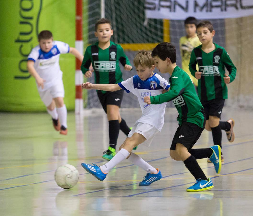 El equipo Villa de Murillo se alzó con el triunfo en el torneo Ángel de Vicente de Lardero. La cita continúa hoy con los jugadores del 2012