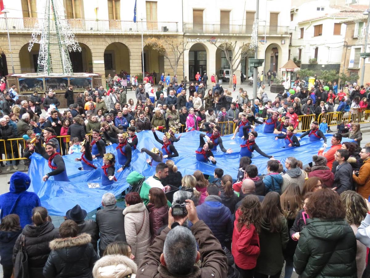 Las imágenes de la carrera de Nochevieja por las calles de Alfaro