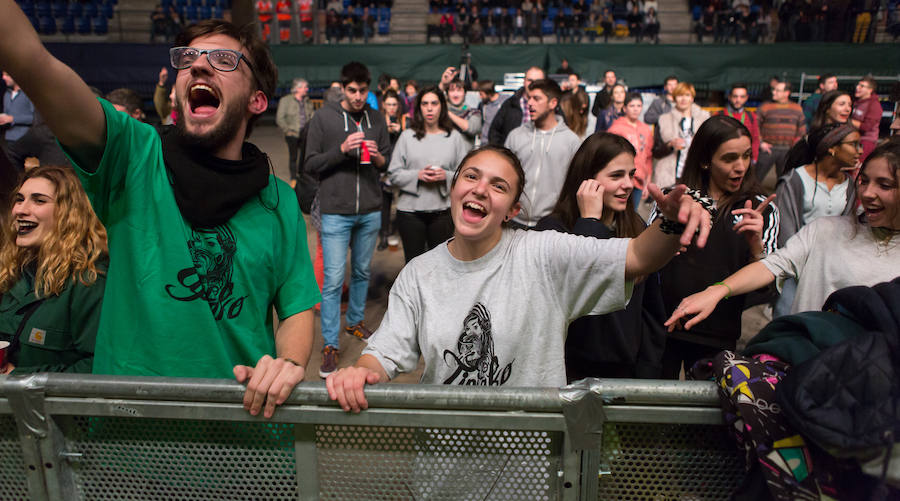 Buena entrada y mucha gente joven en el primer concierto de abono