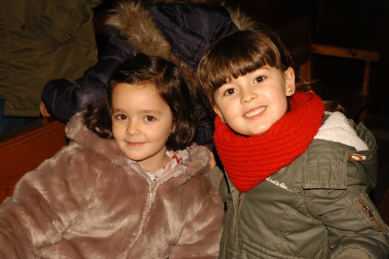 Los más pequeños del municipio disfrutaron de la noche previa a Reyes