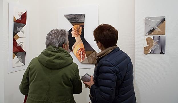 Detalle de los 'Diálogos cocotológicos' que Begoña López Benito entabla con otros maestros y artistas, en la sala de Ibercaja. :: sonia tercero