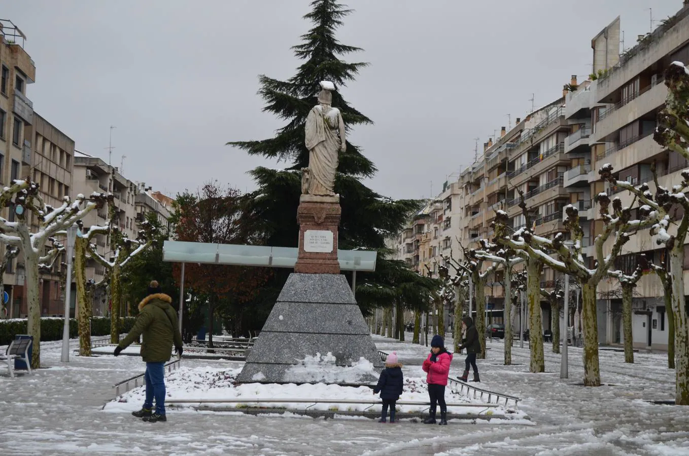 El municipio permanecía blanco este domingo tras la nevada del sábado