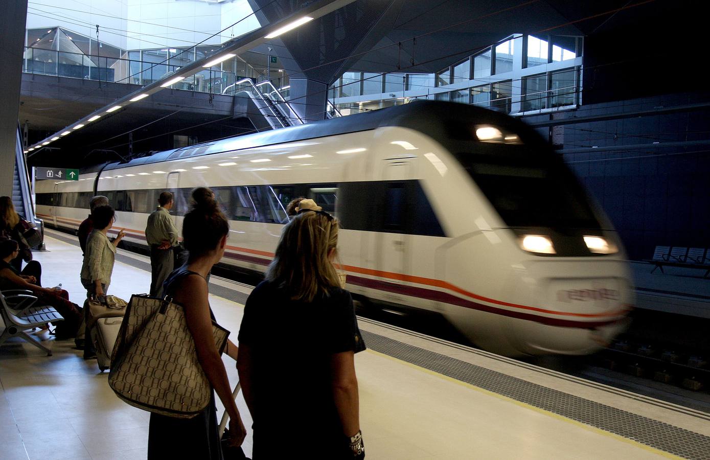 Cambia Logroño recalca que el AVE no es necesario en La Rioja