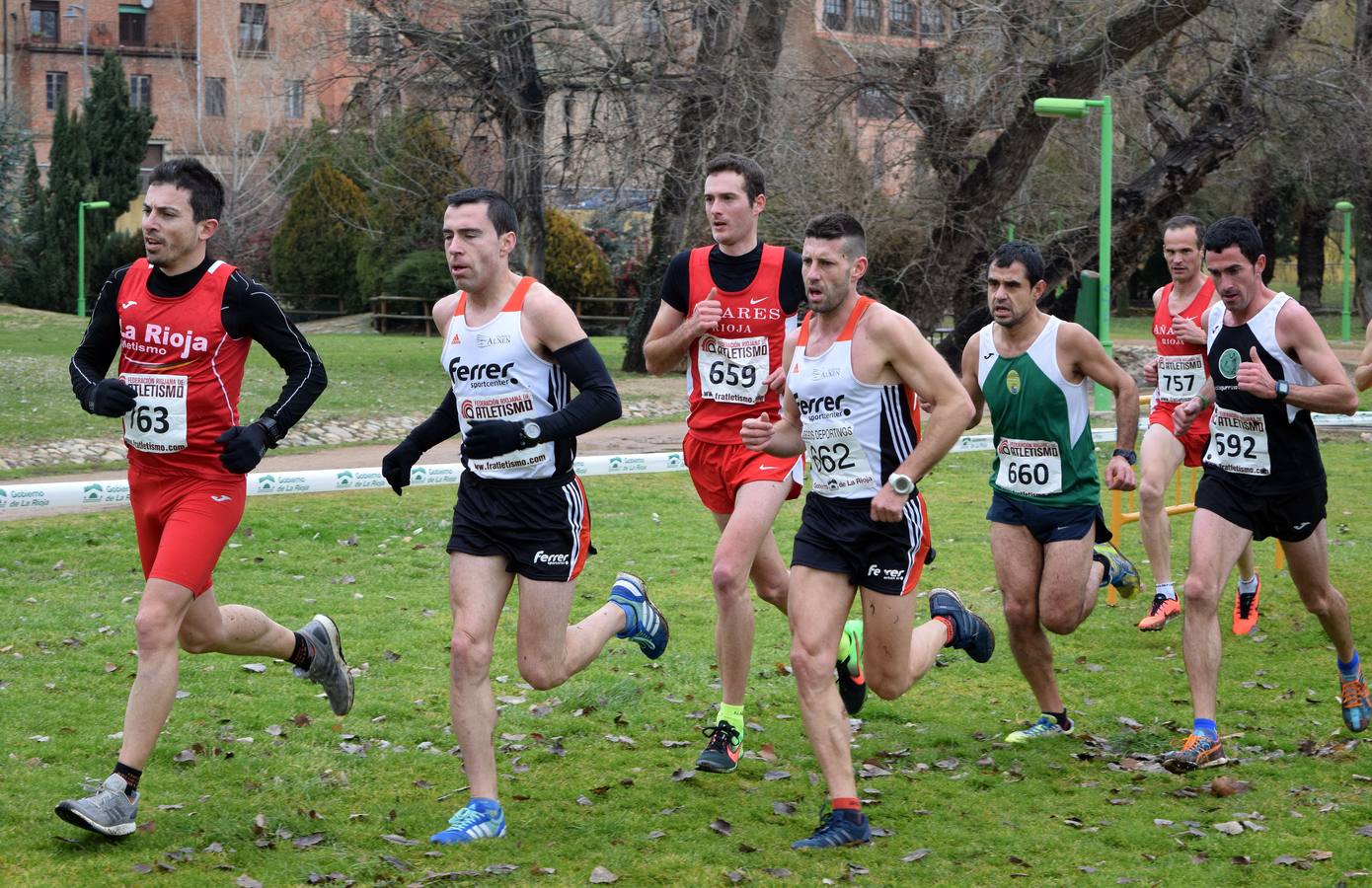 El autonómico de cross largo por clubes reunió a un buen número de fondistas.