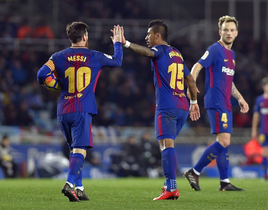 El Barça remonta un 2-0 en Anoeta, acaba con el gafe y completa una primera vuelta casi perfecta, ninguna derrota y único club invicto en Europa.