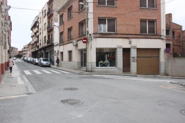 Las obras buscan reducir las averías en las redes del entorno de las calles Tudela y Trasmuro. :: 