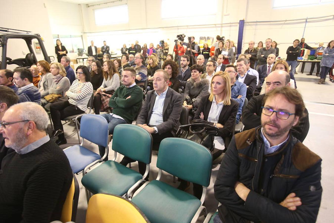 Jornada de puertas abiertas del Centro Especial de Empleo de Aspace que capacita a trabajadores con distintas deficiencias para acceder a un puesto de trabajo ordinario