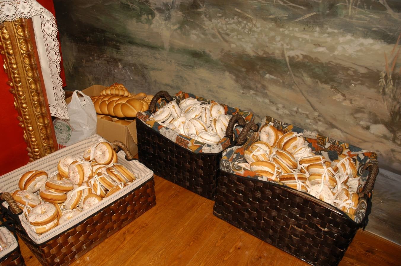 Cornago celebra San Blas con actos religiosos y subasta de roscos