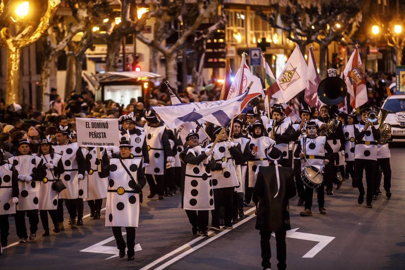 Multitudinario fue el desfile de Carnaval de Logroño, que cada vez está cogiendo más peso dentro de las festividades de la capital riojana.