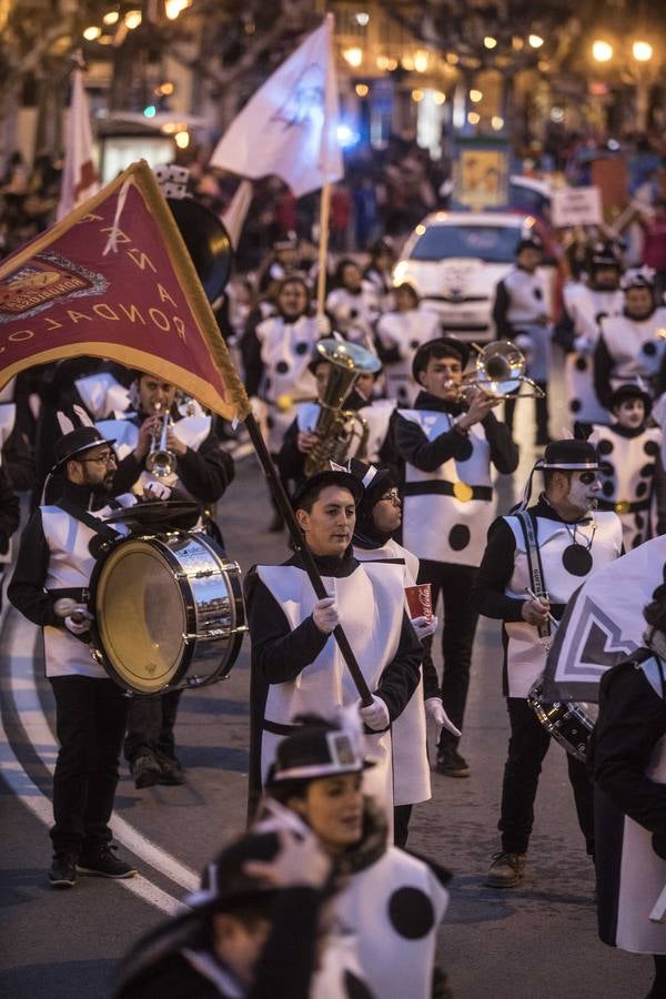 Multitudinario fue el desfile de Carnaval de Logroño, que cada vez está cogiendo más peso dentro de las festividades de la capital riojana.