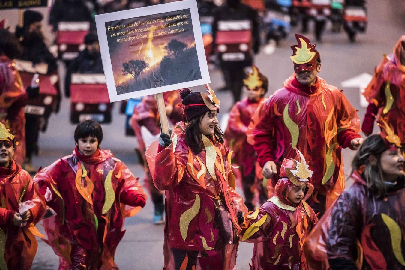 Multitudinario fue el desfile de Carnaval de Logroño, que cada vez está cogiendo más peso dentro de las festividades de la capital riojana.