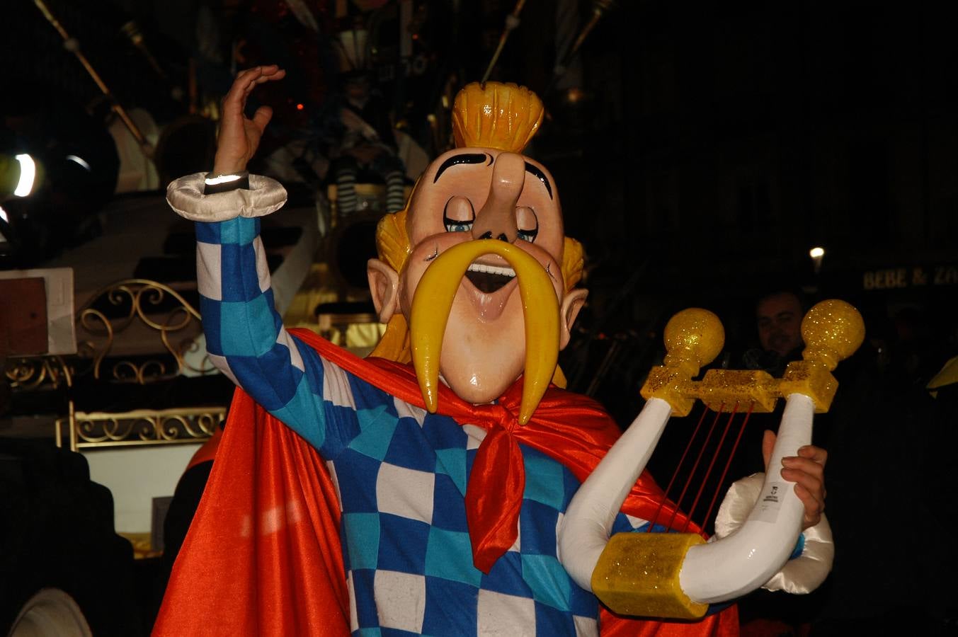 Mucha imaginación en los disfraces de los participantes del desfile de Carnaval de Calahorra.