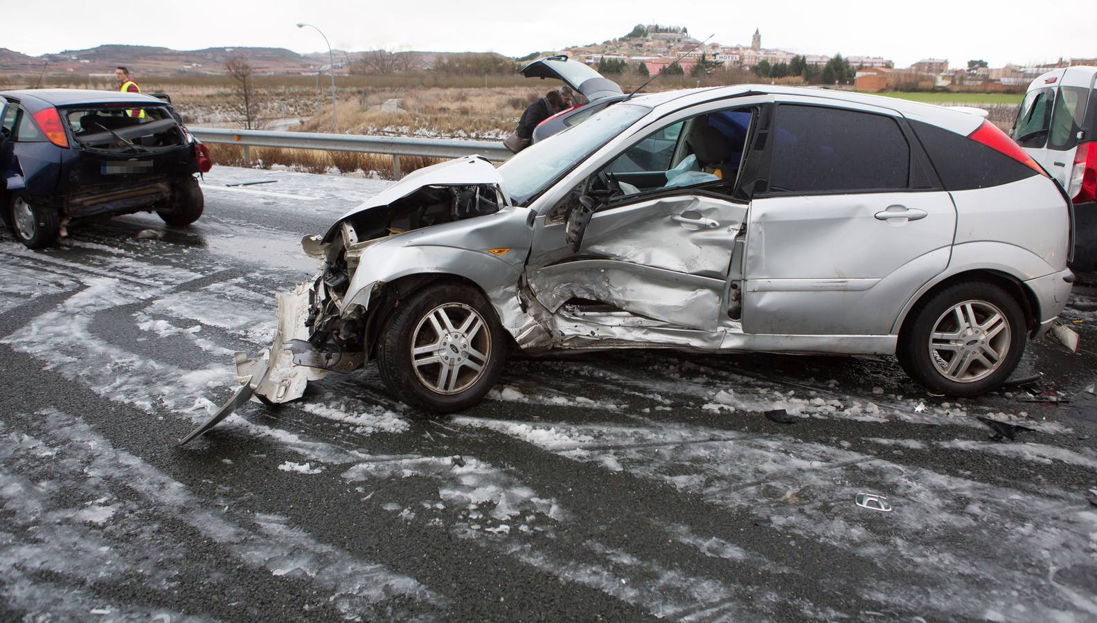 Una treintena de coches, afectados en un siniestro que dejó una veintena de heridos leves