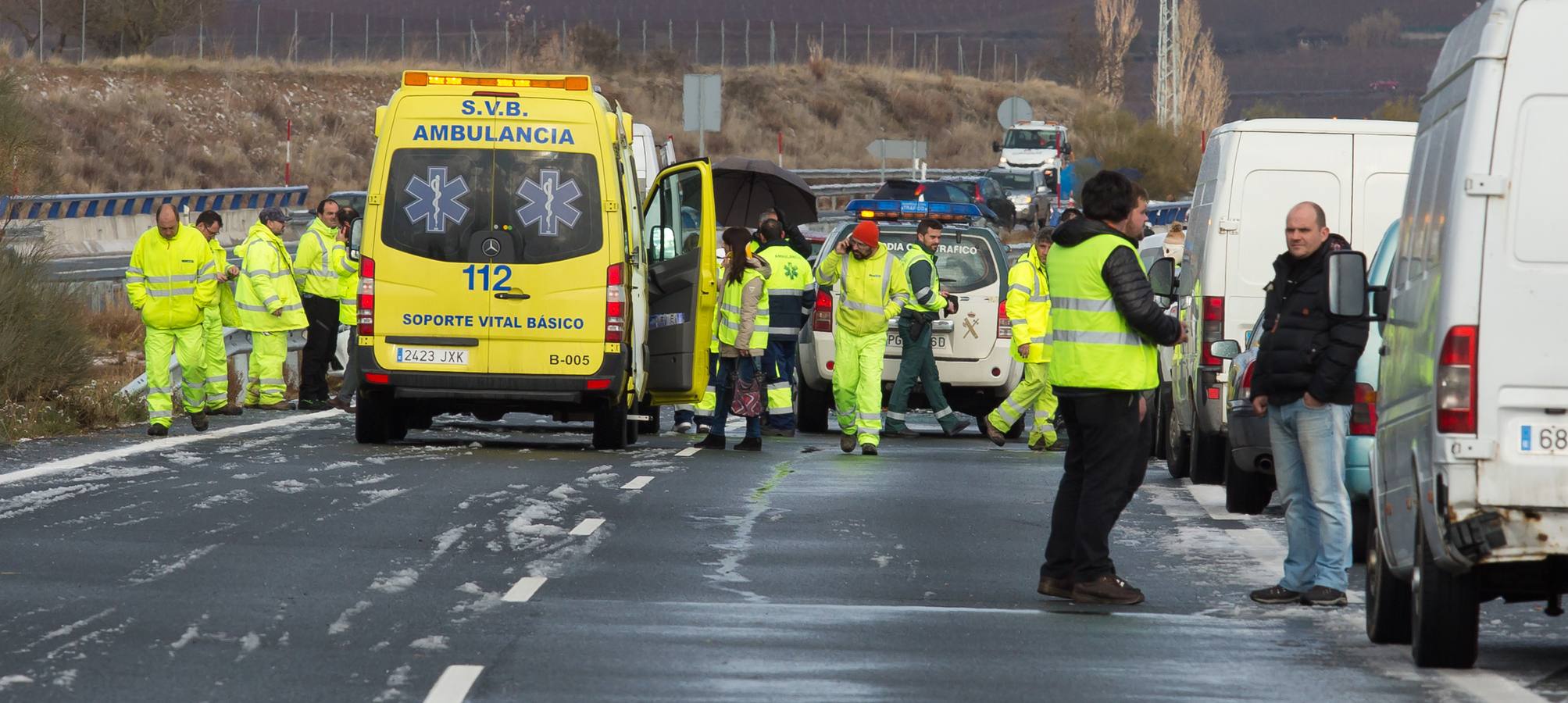 Una treintena de coches, afectados en un siniestro que dejó una veintena de heridos leves