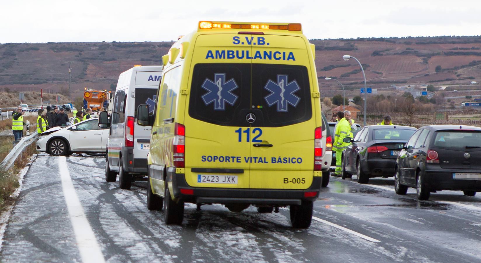 Una treintena de coches, afectados en un siniestro que dejó una veintena de heridos leves