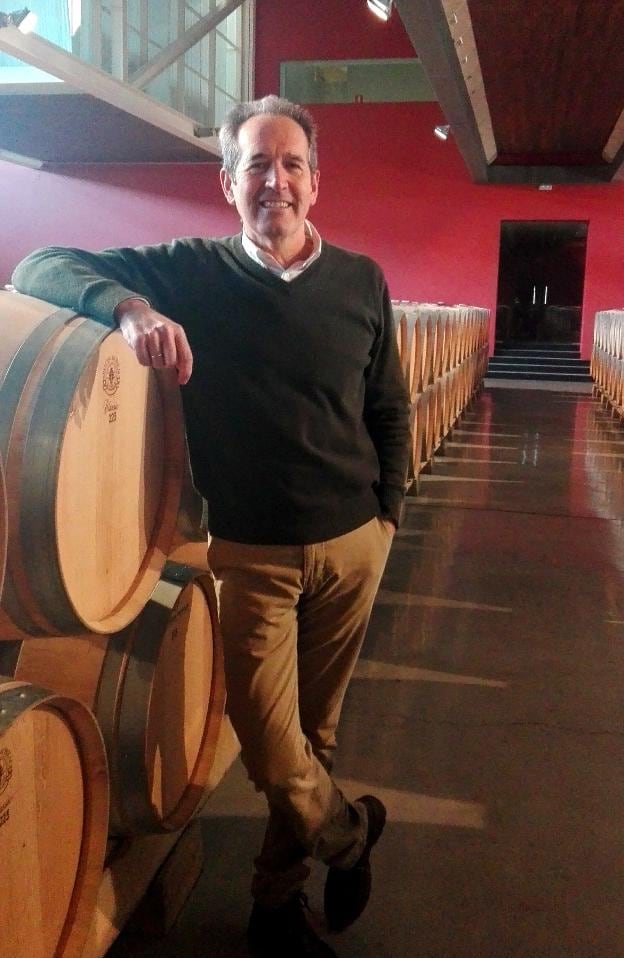 Agustín Santolaya, en las instalaciones de Bodegas Roda. :: j. lópez