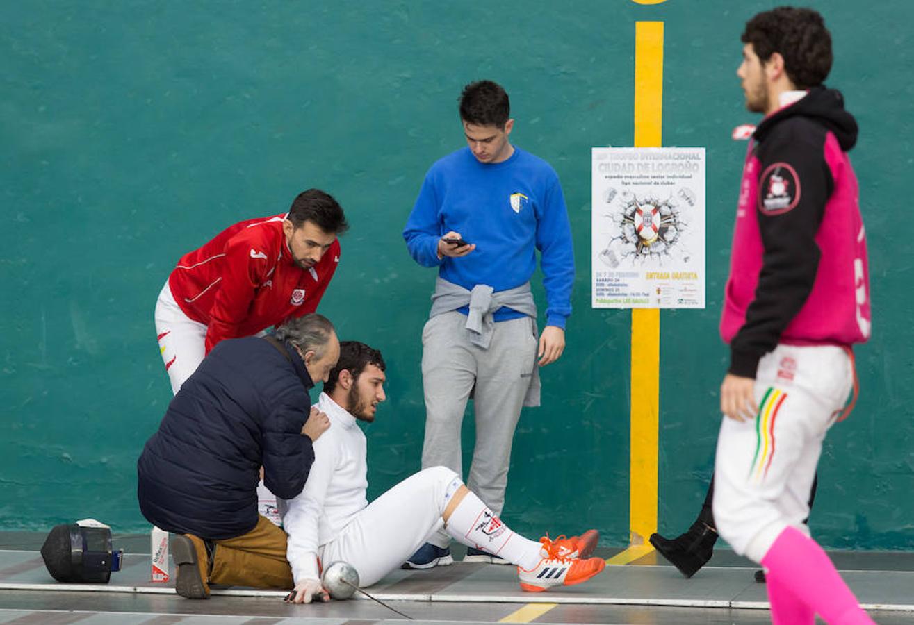 Imágenes correspondientes al Torneo Internacional Ciudad de Logroño que se celebra este fin de semana en el Polideportivo de Las Gaunas de Logroño. En categoría oro, el campeón ha sido el Burgos mientras que en la de plata, el éxito ha sido para el Olimpo de Madrid.