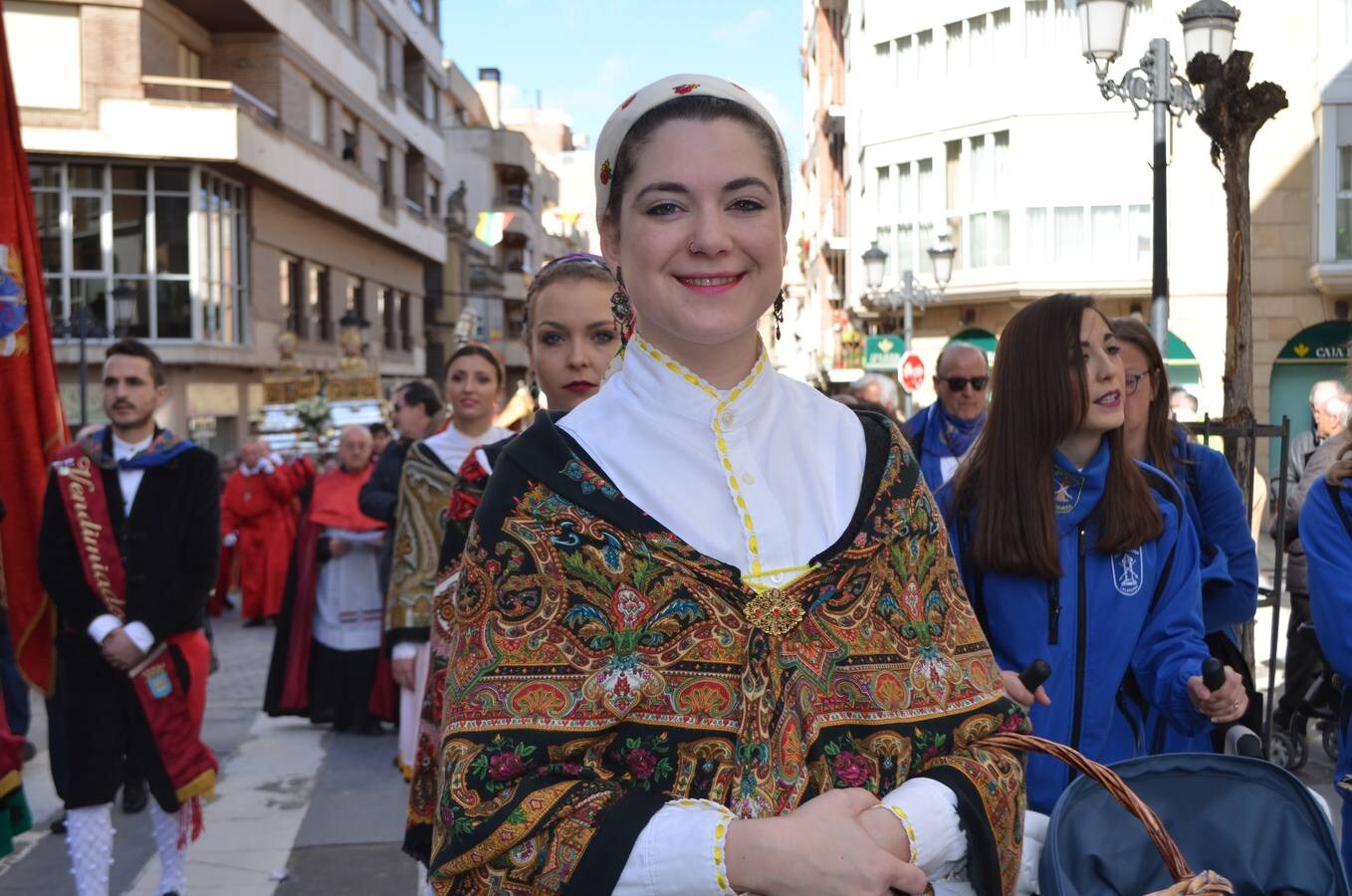 En el día grande, los santos Emeterio y Celedonio salieron a la calle en una procesión muy participativa por Calahorra