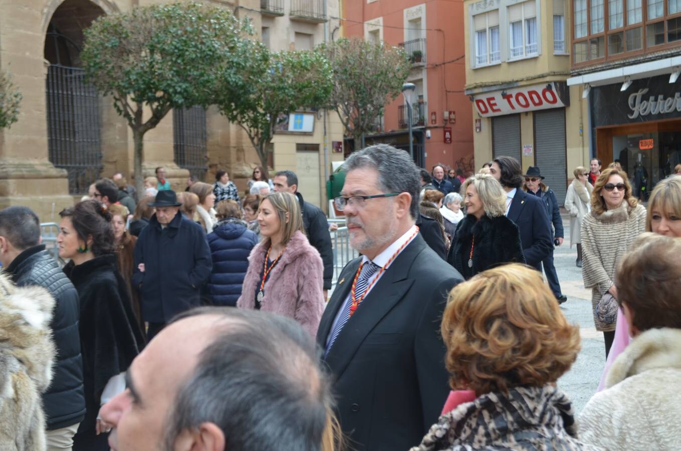 En el día grande, los santos Emeterio y Celedonio salieron a la calle en una procesión muy participativa por Calahorra